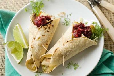 gluten-free-fish-tacos-with-cherry-chipotle-salsa